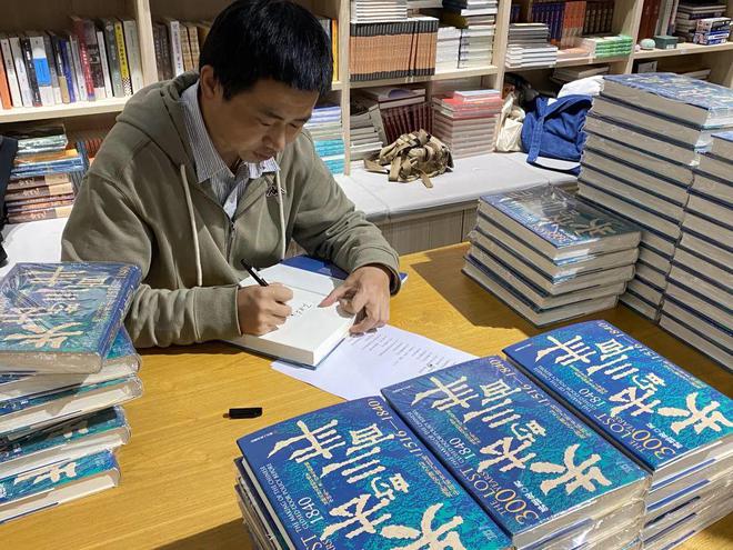 上市一周即加印这类书竞争激烈出版社如何突破销售难关？(图2)